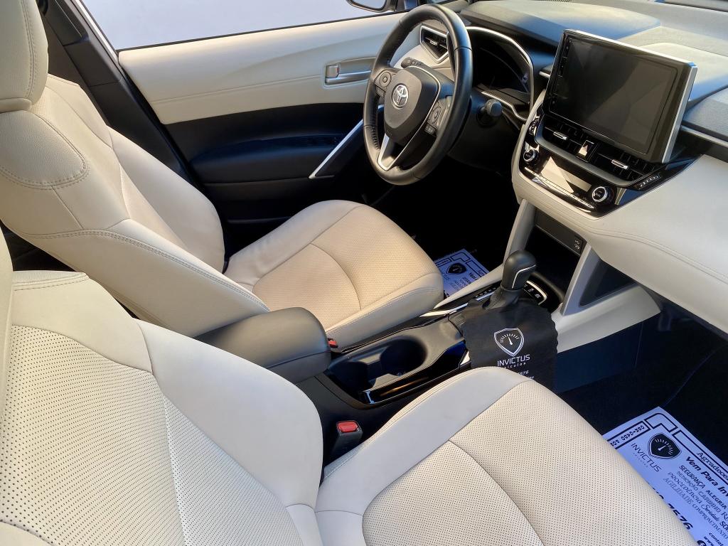 TOYOTA Corolla Cross - Foto