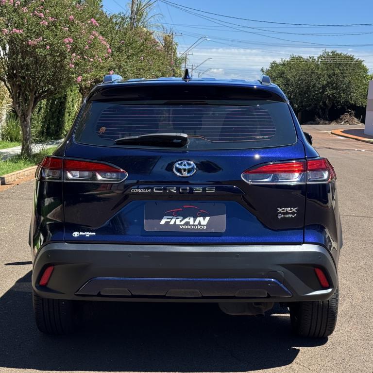 TOYOTA Corolla Cross - Foto