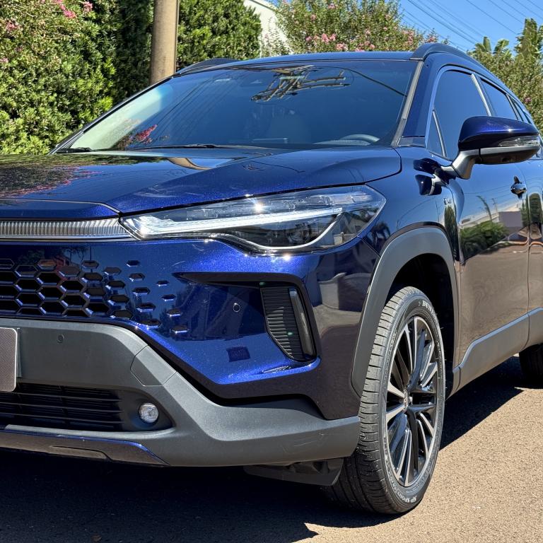 TOYOTA Corolla Cross - Foto