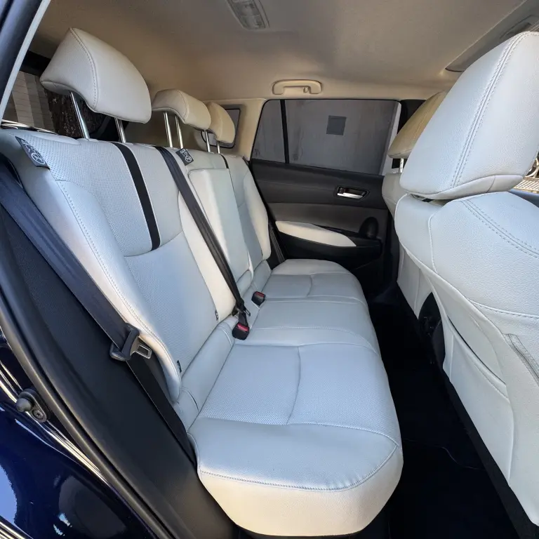 TOYOTA Corolla Cross - Foto