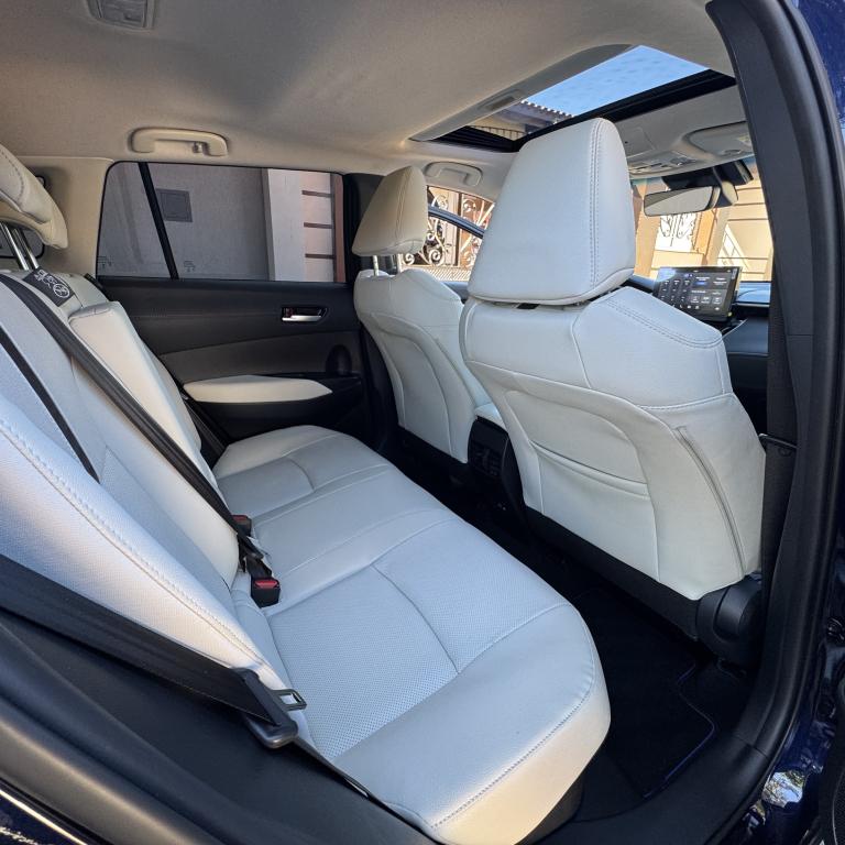 TOYOTA Corolla Cross - Foto