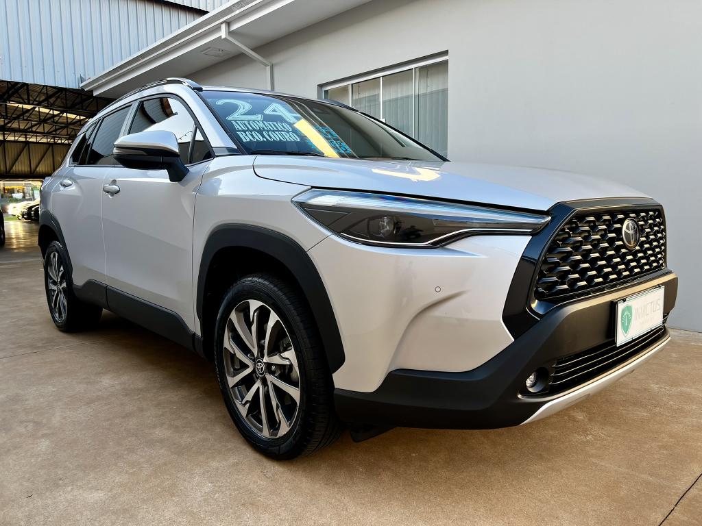 TOYOTA Corolla Cross - Foto