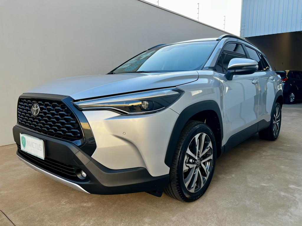 TOYOTA Corolla Cross - Foto