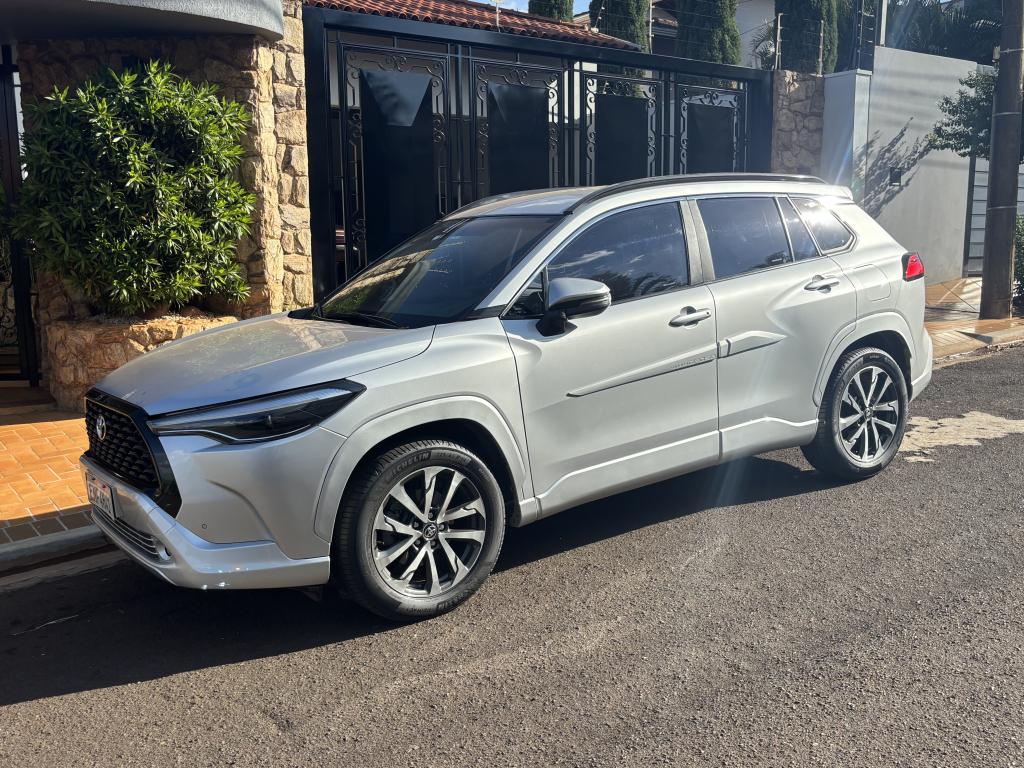 TOYOTA Corolla Cross - Foto