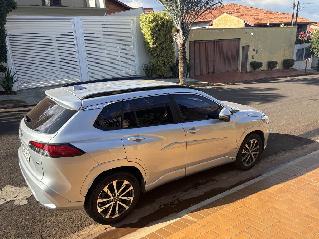 TOYOTA Corolla Cross - Foto