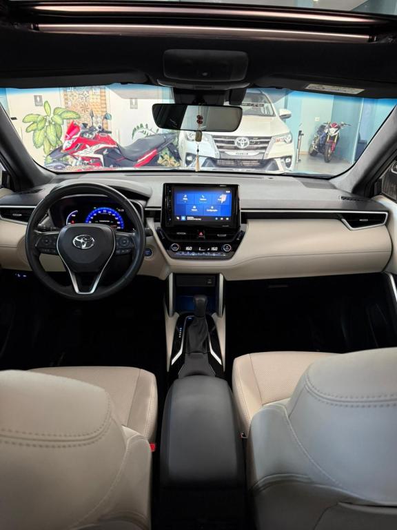TOYOTA Corolla Cross - Foto