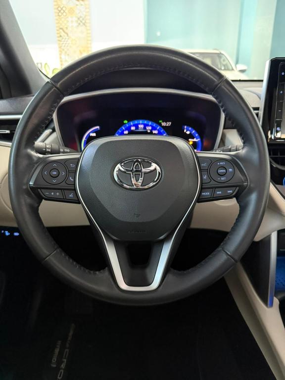 TOYOTA Corolla Cross - Foto