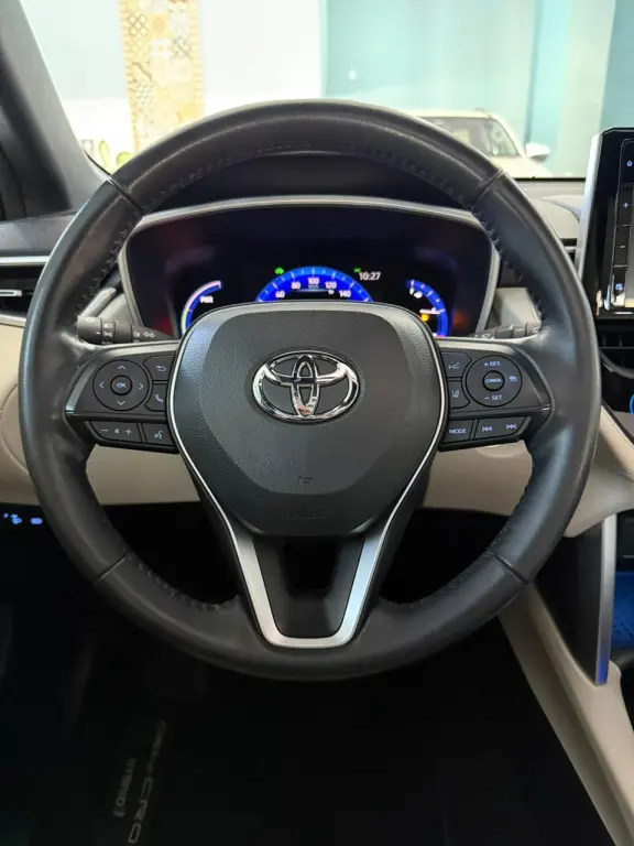 TOYOTA Corolla Cross - Foto