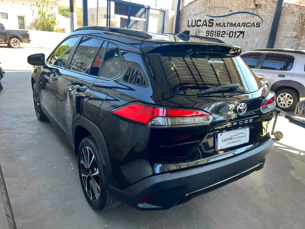 TOYOTA Corolla Cross - Foto