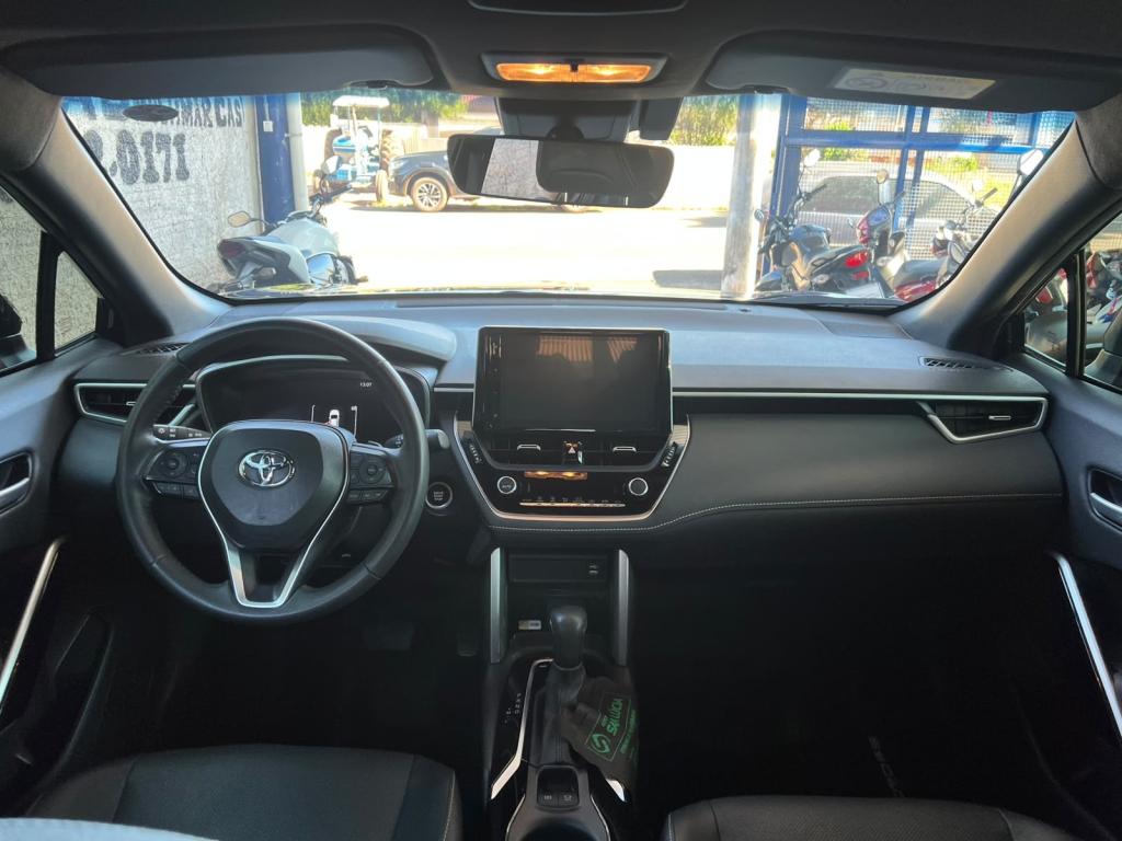 TOYOTA Corolla Cross - Foto