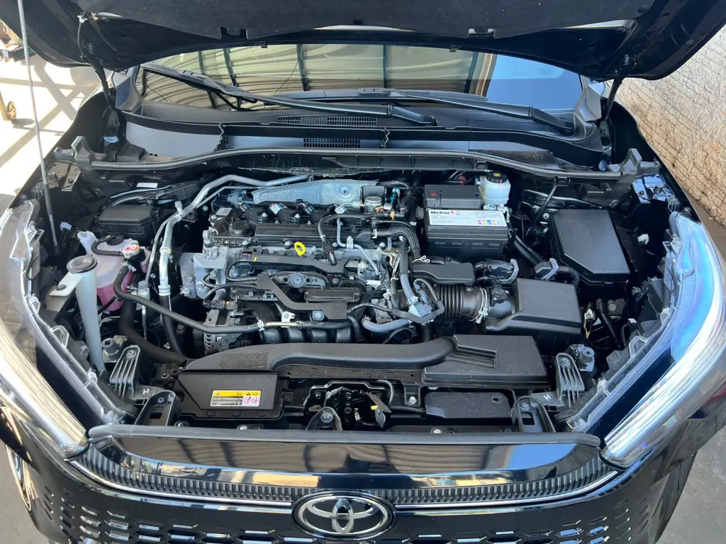 TOYOTA Corolla Cross - Foto