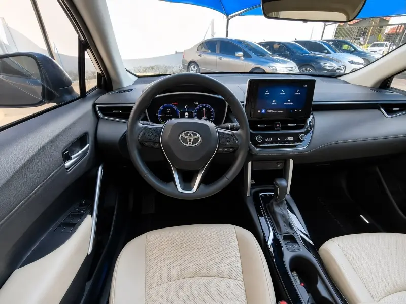 TOYOTA Corolla Cross - Foto