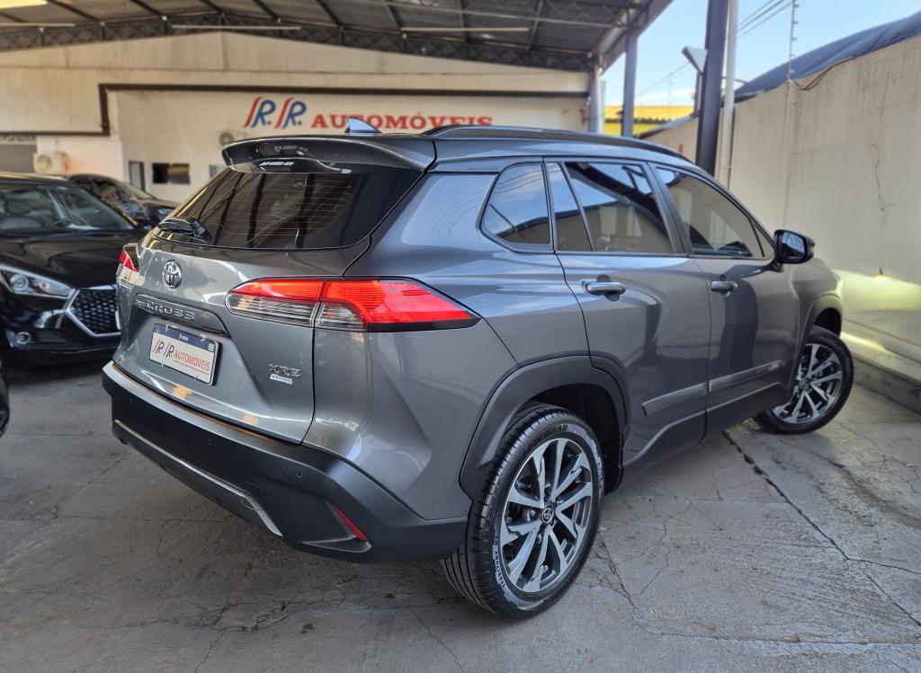 TOYOTA Corolla Cross - Foto