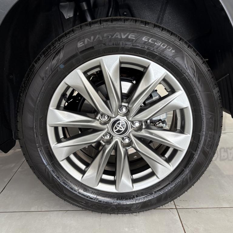 TOYOTA Corolla Cross - Foto