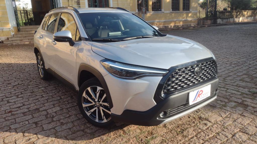 TOYOTA Corolla Cross - Foto