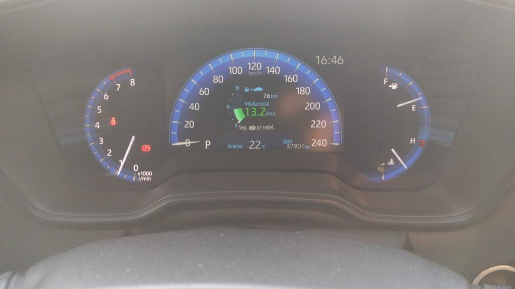 TOYOTA Corolla Cross - Foto