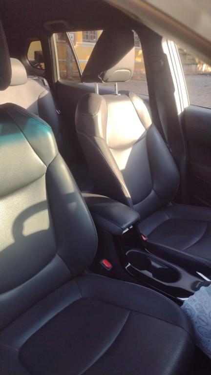 TOYOTA Corolla Cross - Foto