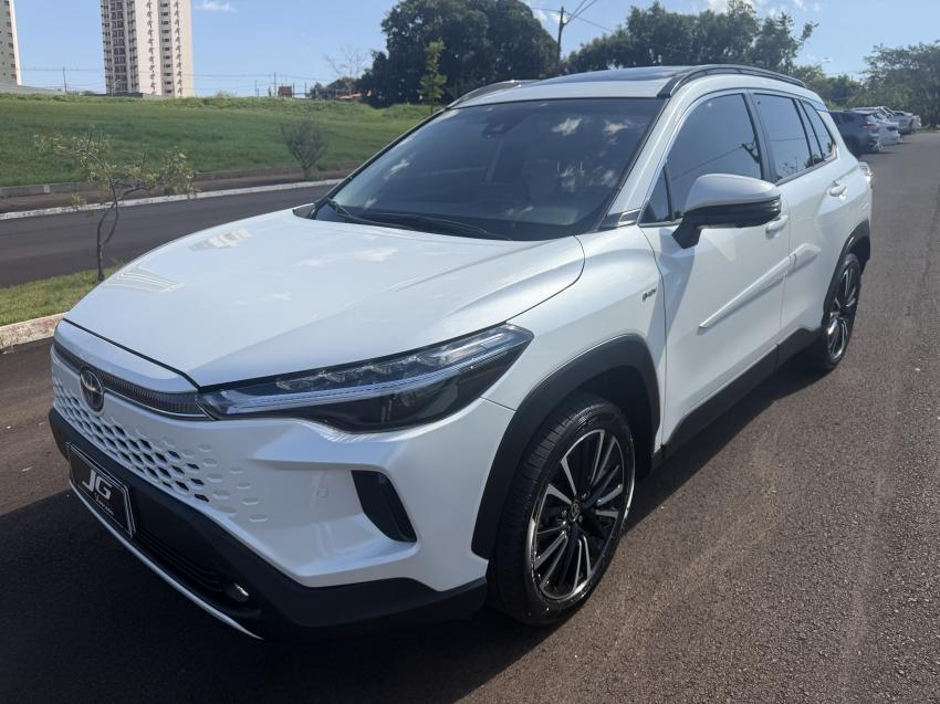 TOYOTA Corolla Cross - Foto