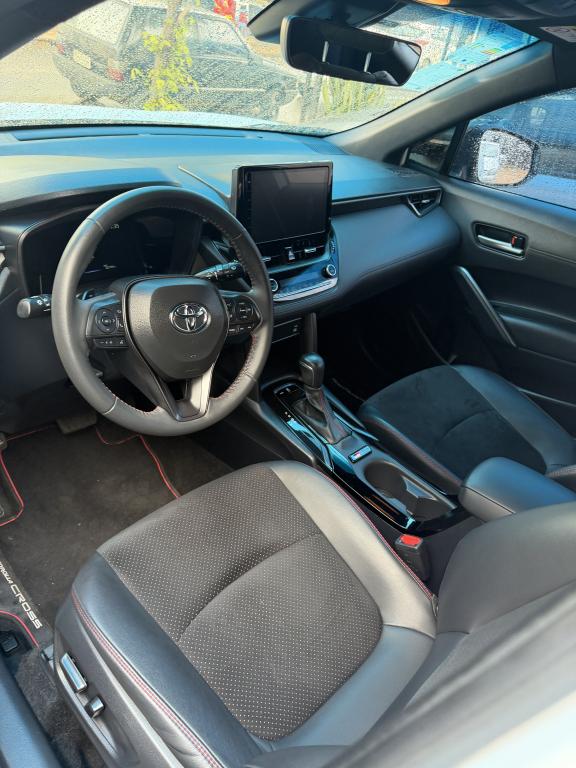 TOYOTA Corolla Cross - Foto