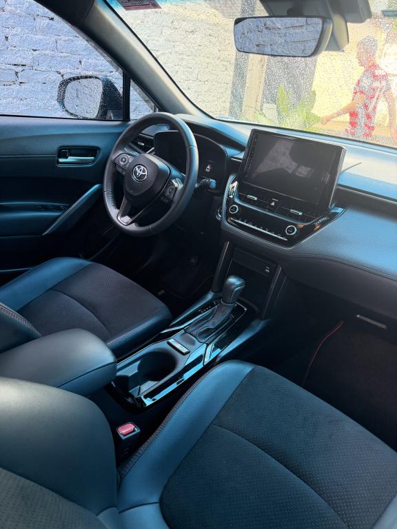 TOYOTA Corolla Cross - Foto
