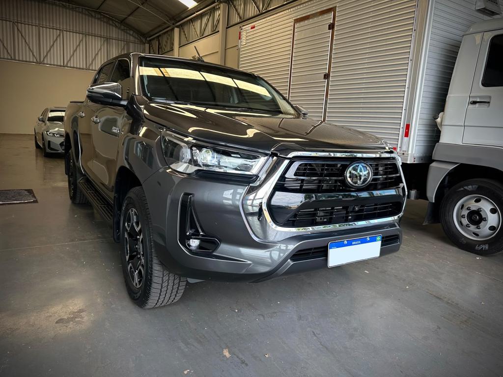 TOYOTA Hilux Caminhonete