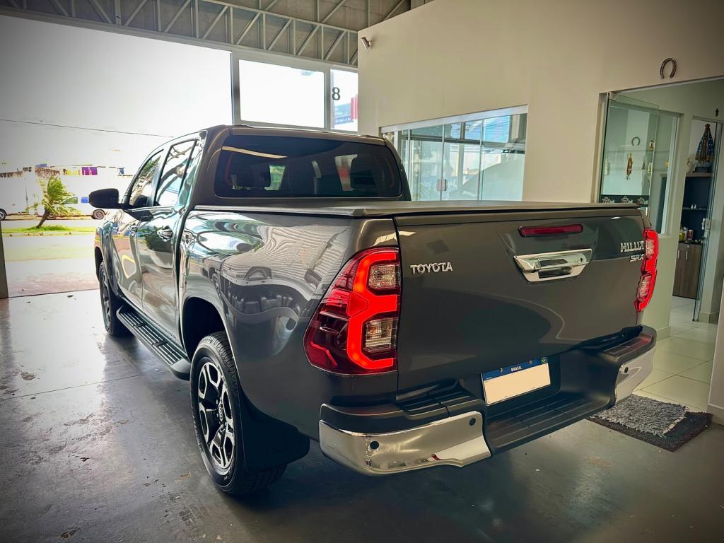 TOYOTA Hilux Caminhonete - Foto