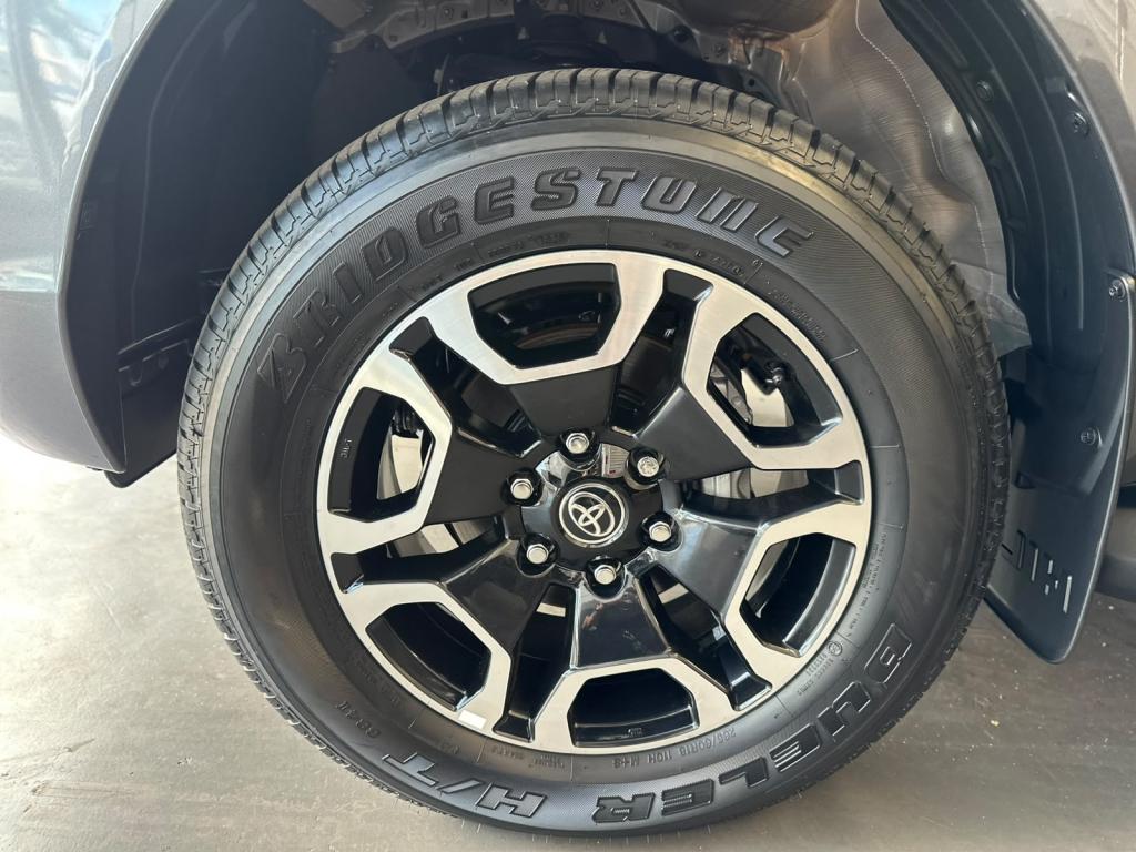 TOYOTA Hilux Caminhonete - Foto