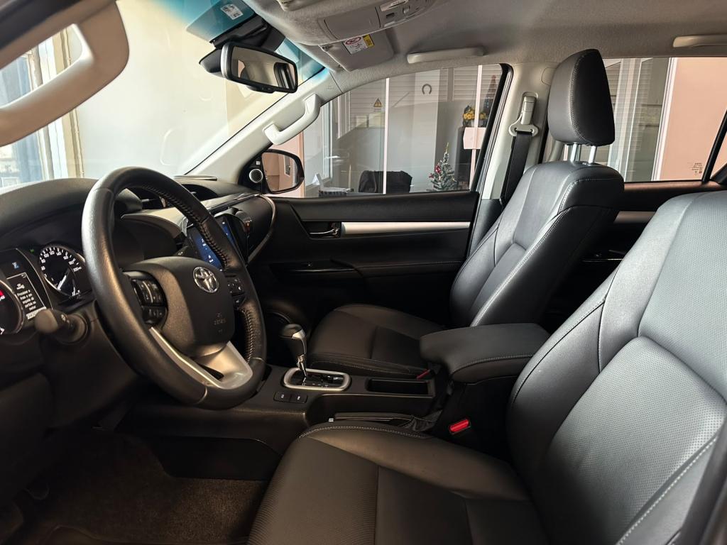TOYOTA Hilux Caminhonete - Foto