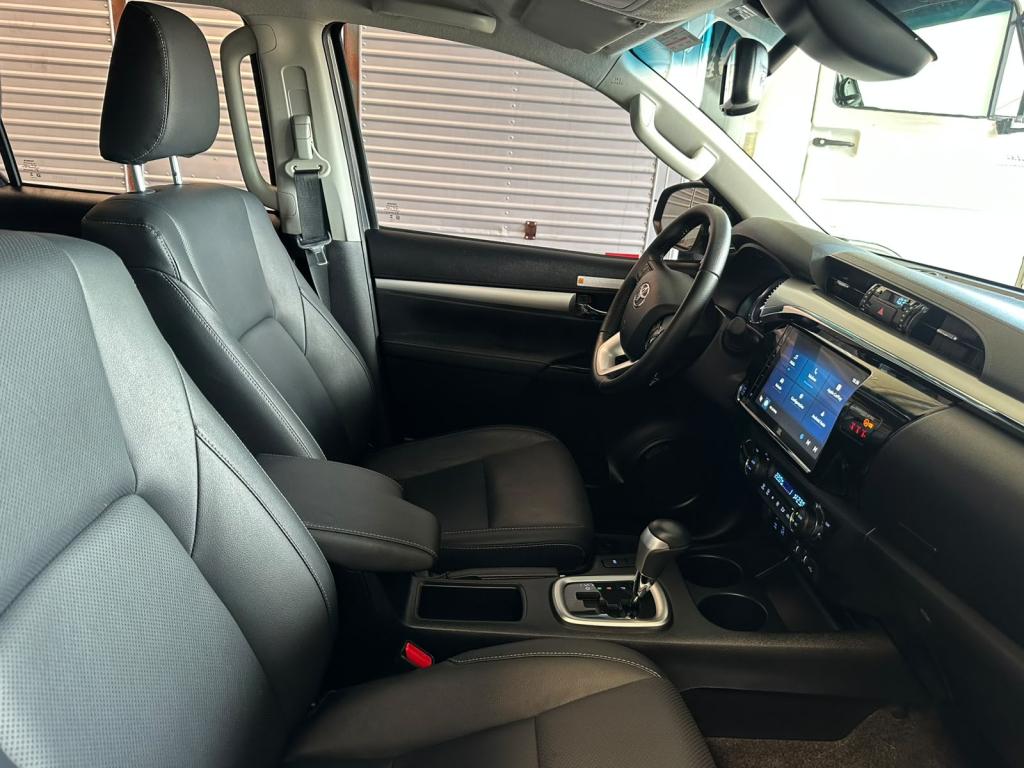 TOYOTA Hilux Caminhonete - Foto