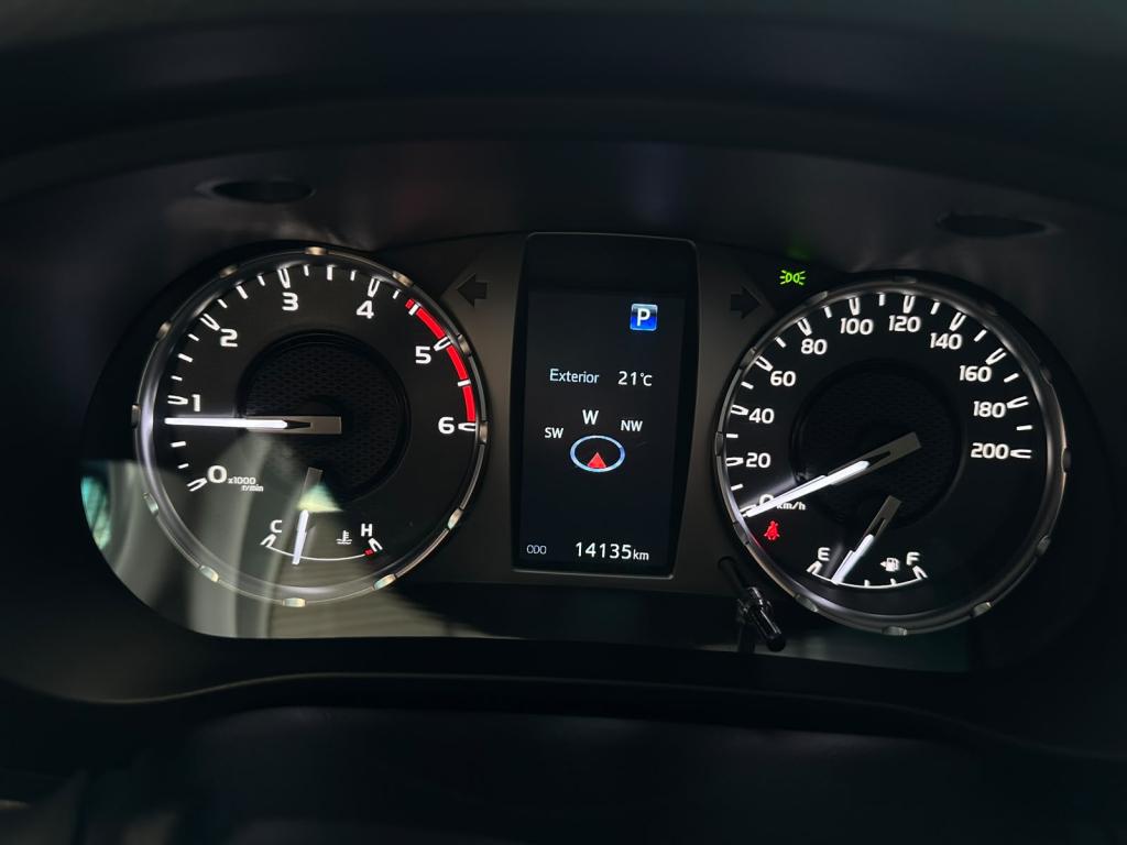 TOYOTA Hilux Caminhonete - Foto