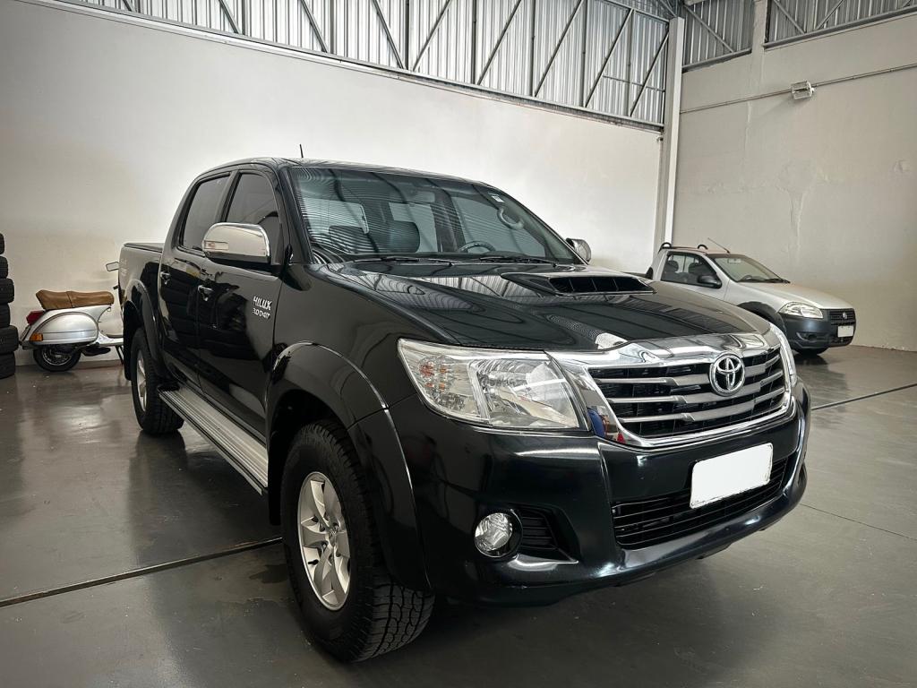TOYOTA Hilux Caminhonete