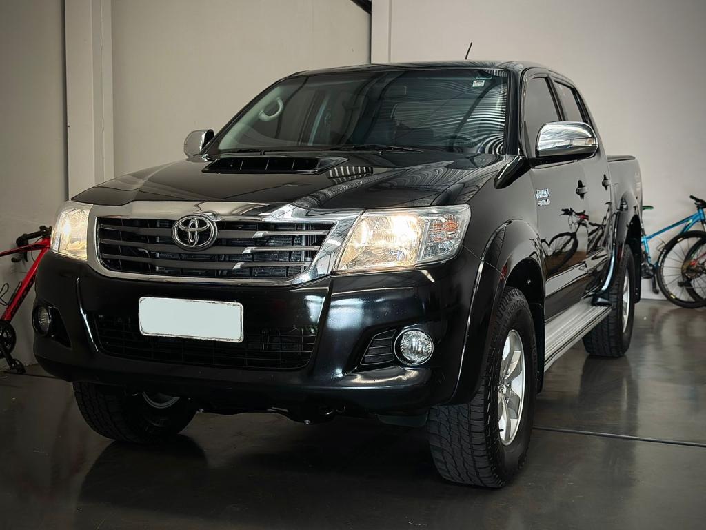 TOYOTA Hilux Caminhonete - Foto