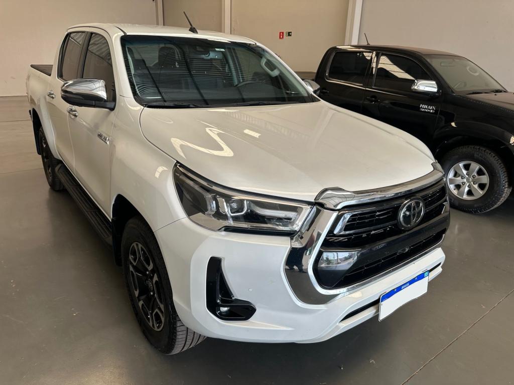 TOYOTA Hilux Caminhonete