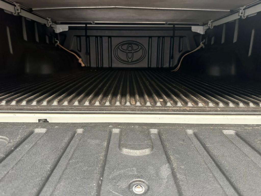 TOYOTA Hilux Caminhonete - Foto