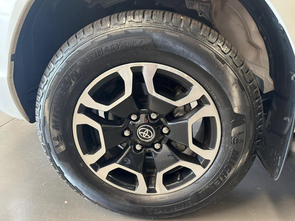 TOYOTA Hilux Caminhonete - Foto