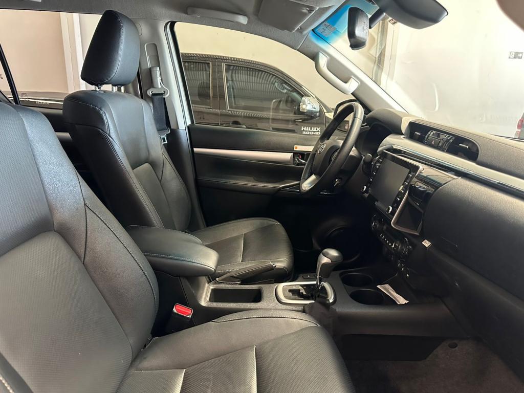 TOYOTA Hilux Caminhonete - Foto