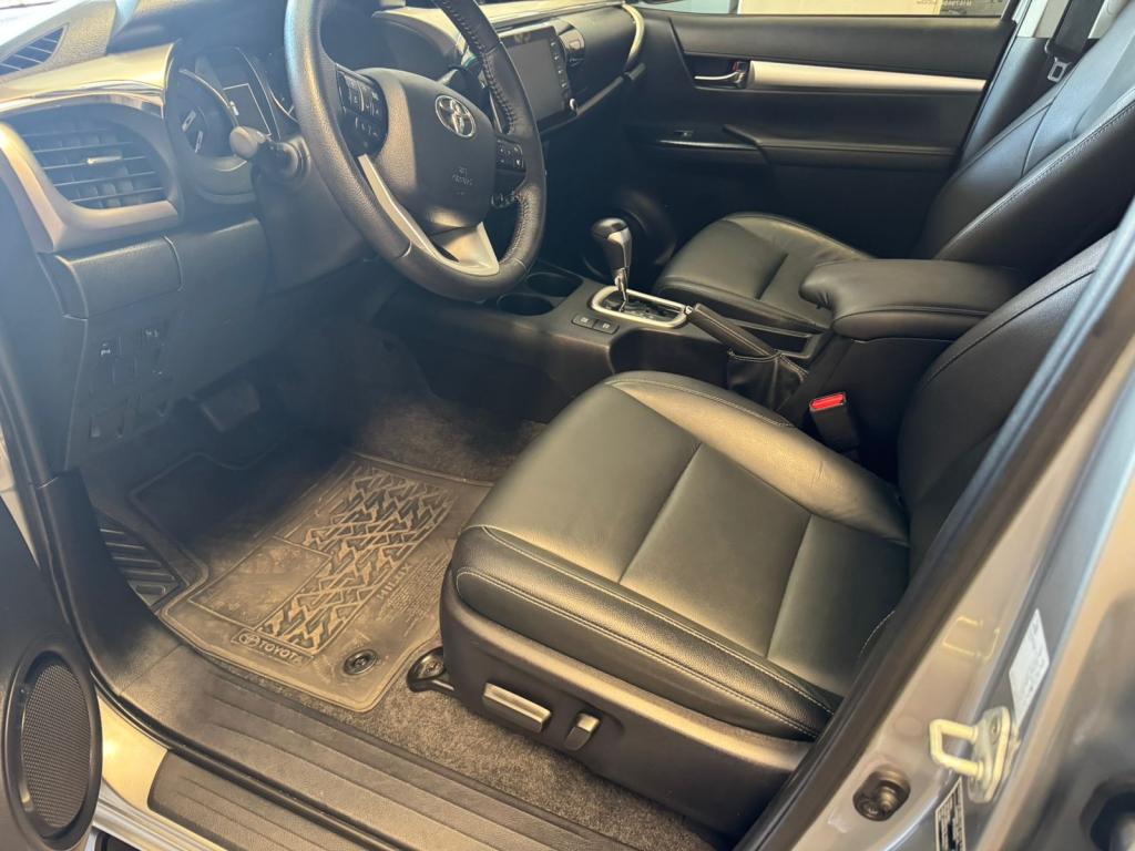 TOYOTA Hilux Caminhonete - Foto