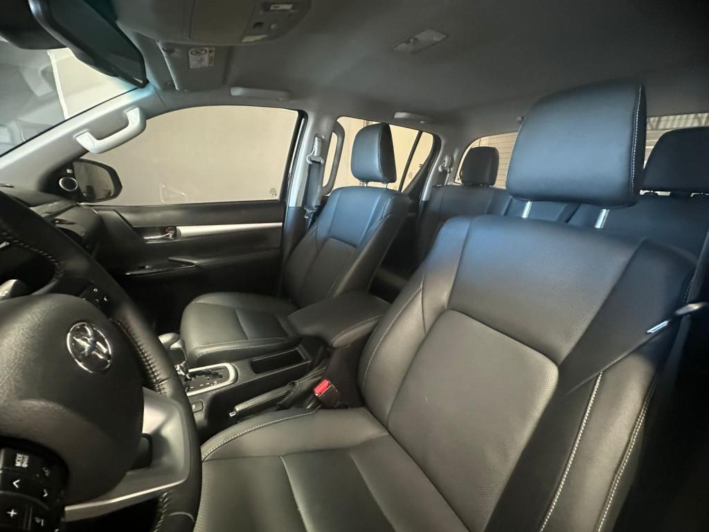 TOYOTA Hilux Caminhonete - Foto