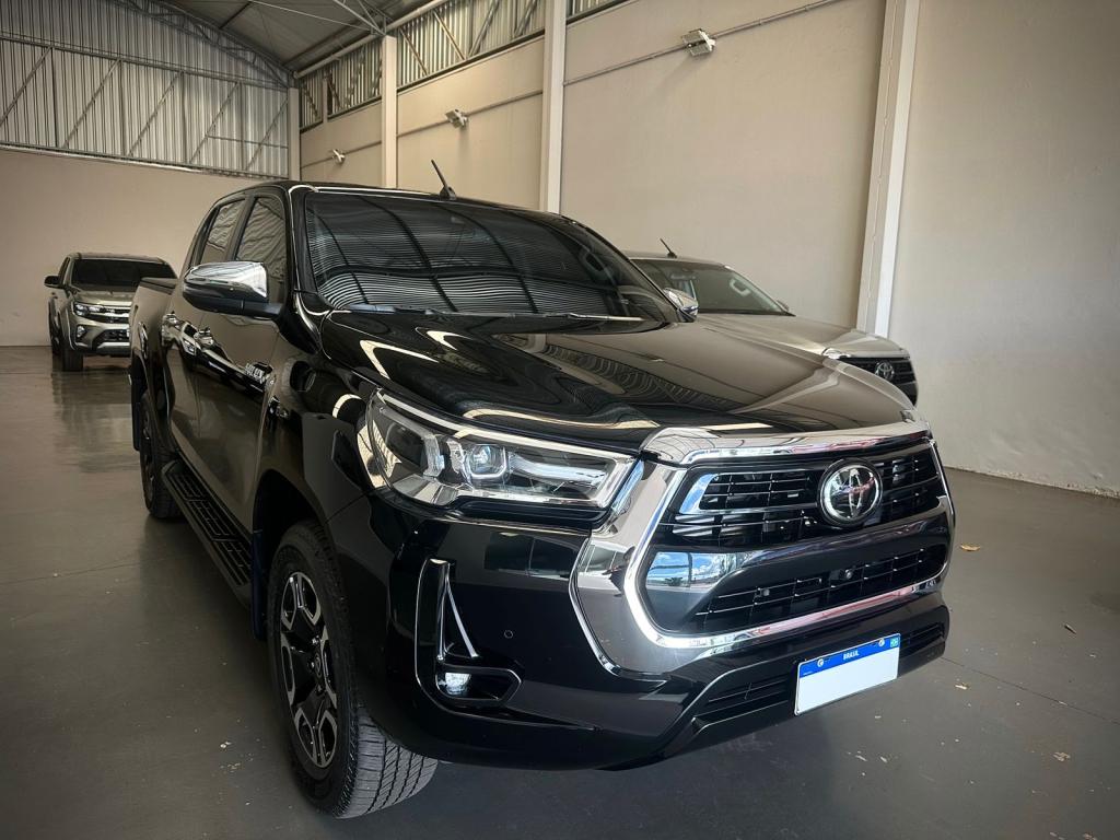 TOYOTA Hilux Caminhonete