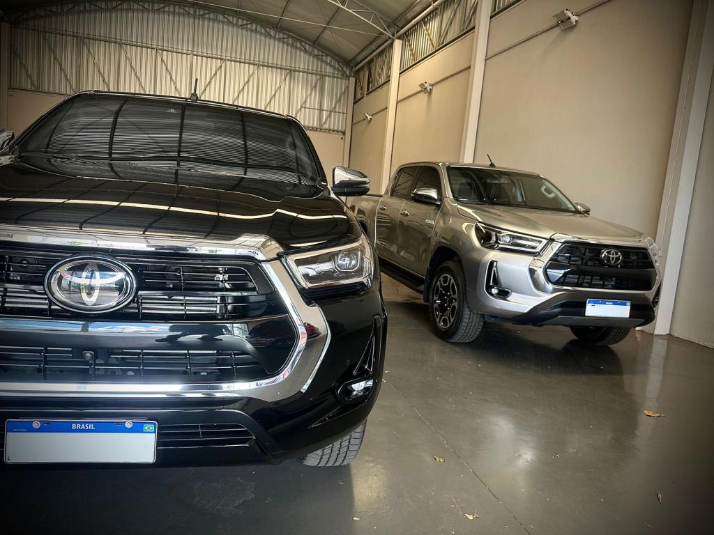TOYOTA Hilux Caminhonete - Foto