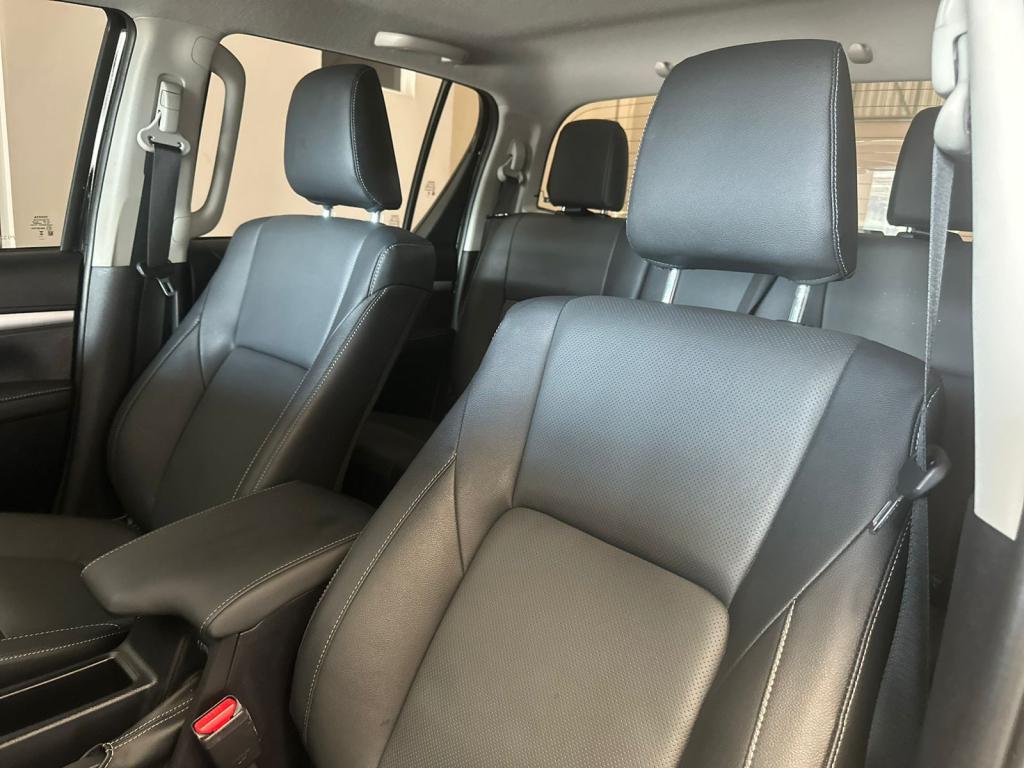 TOYOTA Hilux Caminhonete - Foto