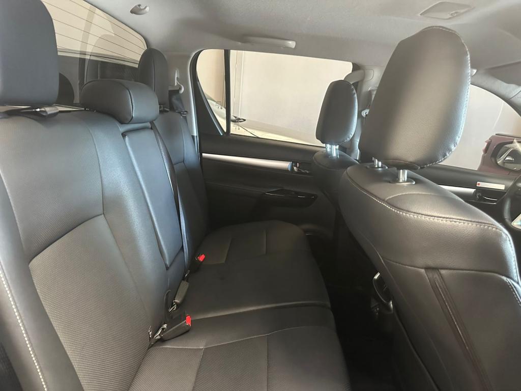 TOYOTA Hilux Caminhonete - Foto
