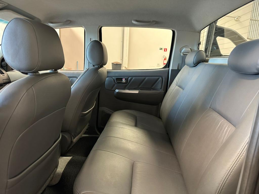 TOYOTA Hilux Caminhonete - Foto