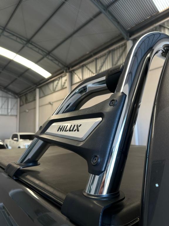 TOYOTA Hilux Caminhonete - Foto