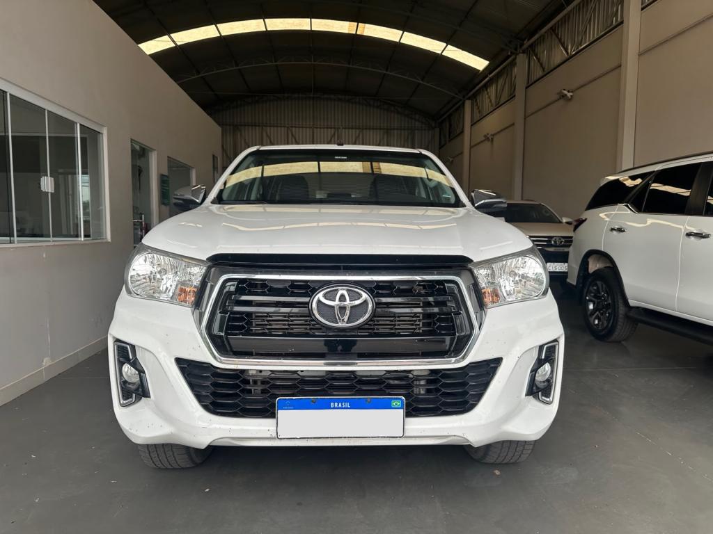 TOYOTA Hilux Caminhonete - Foto