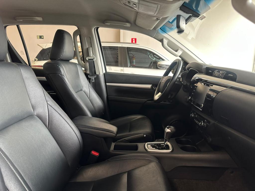 TOYOTA Hilux Caminhonete - Foto