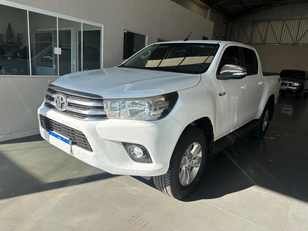 TOYOTA Hilux Caminhonete - Foto