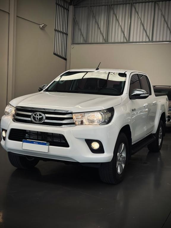 TOYOTA Hilux Caminhonete - Foto