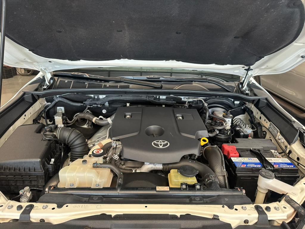 TOYOTA Hilux Caminhonete - Foto