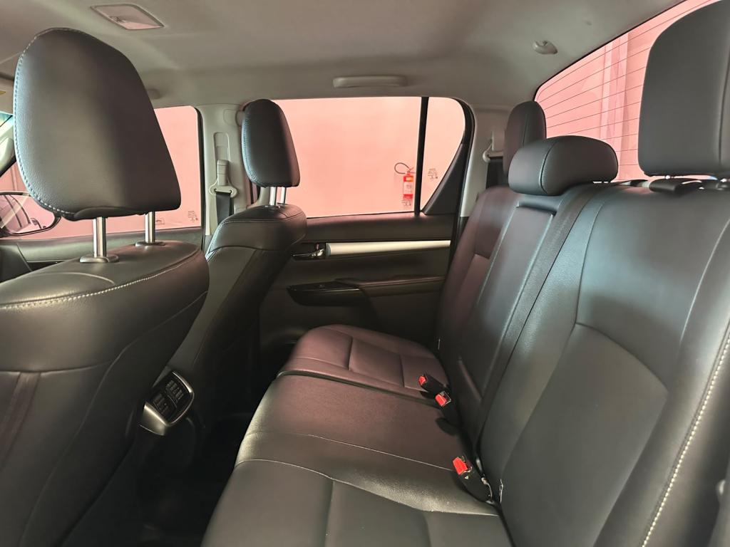 TOYOTA Hilux Caminhonete - Foto